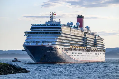 Carnival Luminosa(Carnival Cruise Line)の外観
