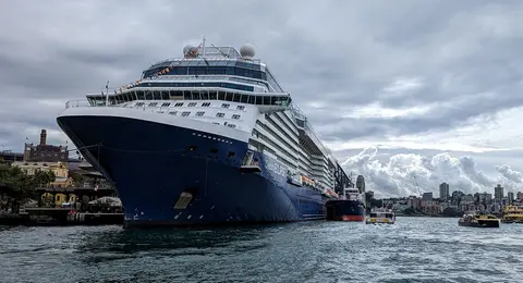 Celebrity Eclipse（Celebrity Cruises）の外観