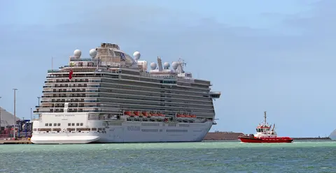 Majestic Princess（Princess Cruises）の外観