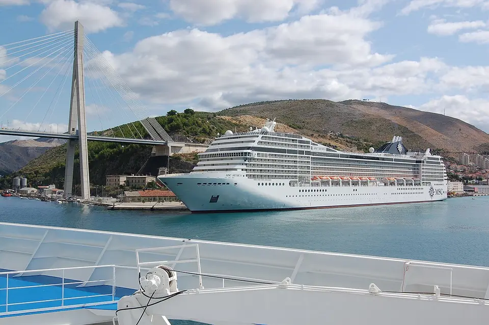 Exterior of MSC Musica (MSC Cruises)