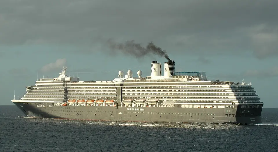 Noordam(Holland America Line)の外観