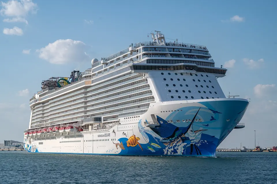 Exterior of Norwegian Escape (Norwegian Cruise Line)