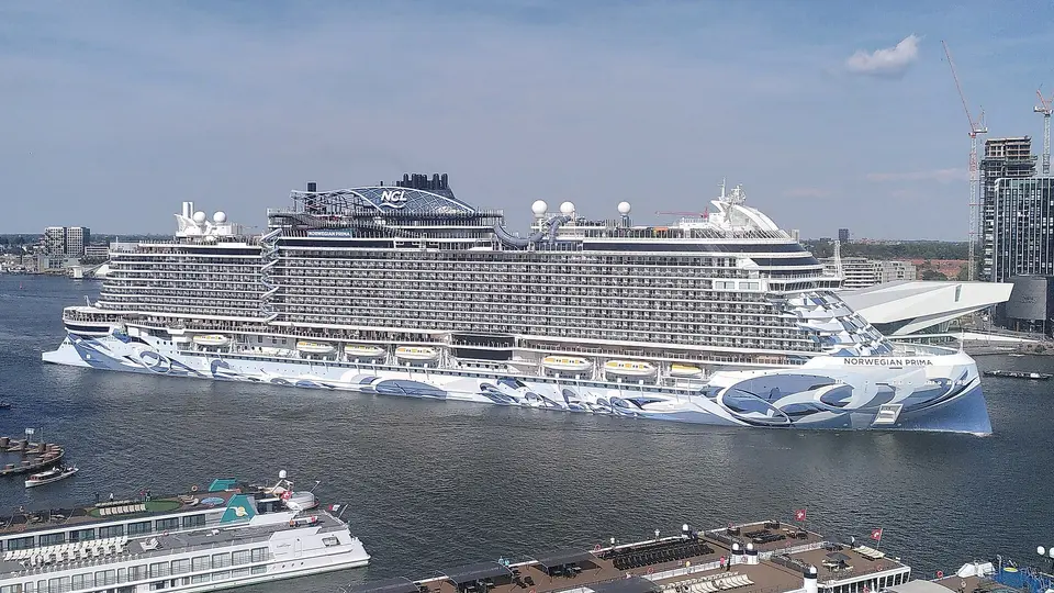 Norwegian Prima（Norwegian Cruise Line）の外観
