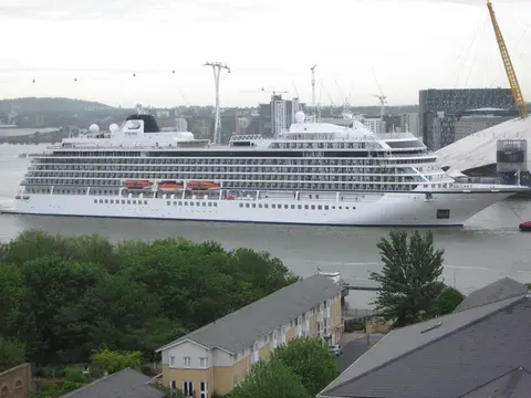 Exterior of Viking Star (Viking Ocean Cruises), sailing